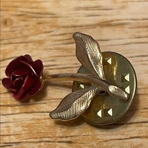 004 Rose Gold and Deep Red Floral Pin